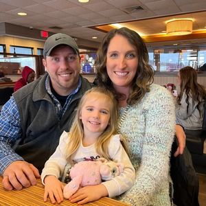 Meet your Posher, Shea